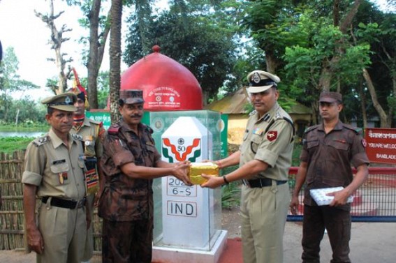 BSF distribute sweets with BGB at Aukhaura Check-post